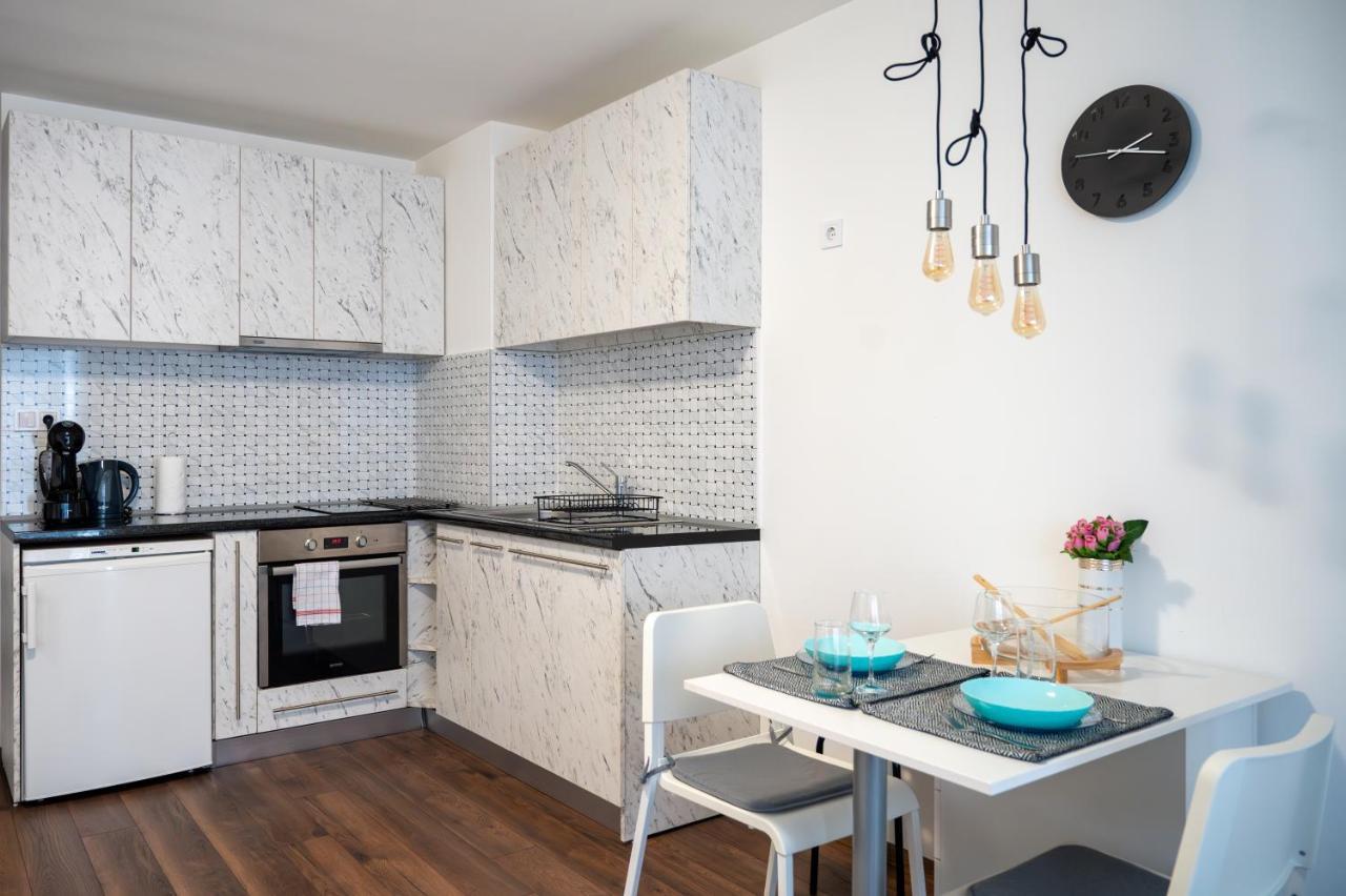 Bright Studio In The City Center Sofie Exteriér fotografie